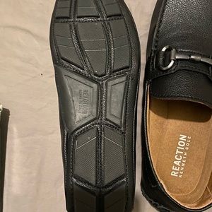 Men shoes Kenneth Cole size 10.5 men